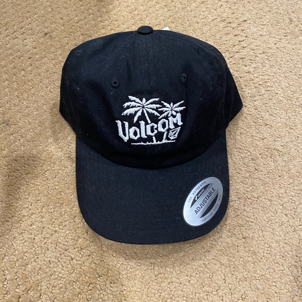 Brand new Volcom hat